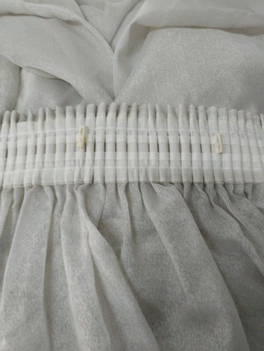 Cortinas brancas três peças com bordado