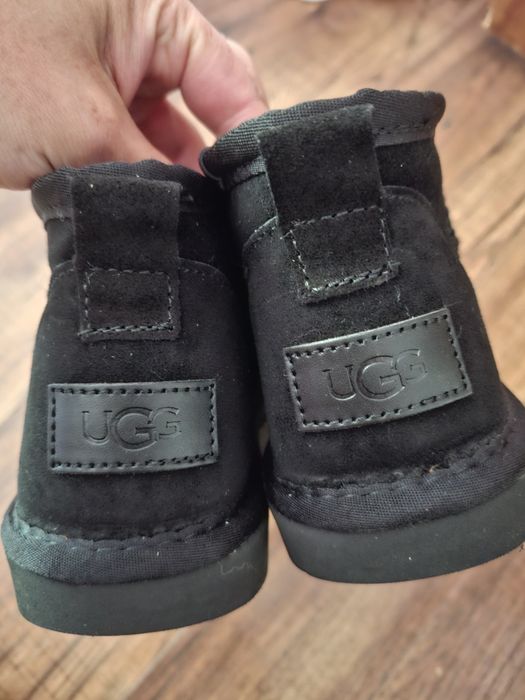 Zamszowe botki UGG rozmiar 40