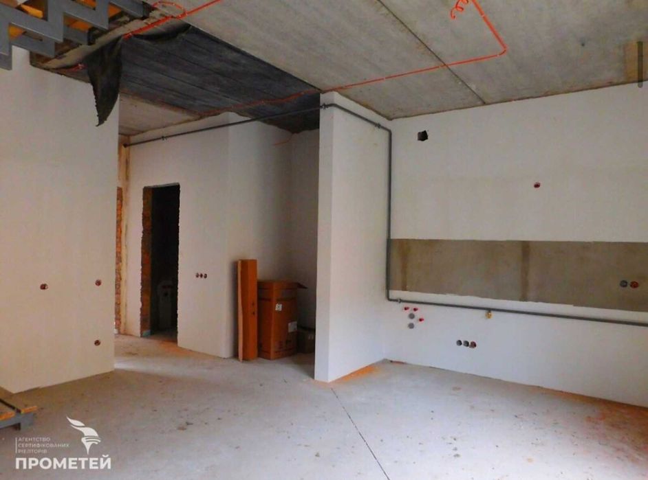 Продам 2 поверховий таунхаус в районі Агрономічне