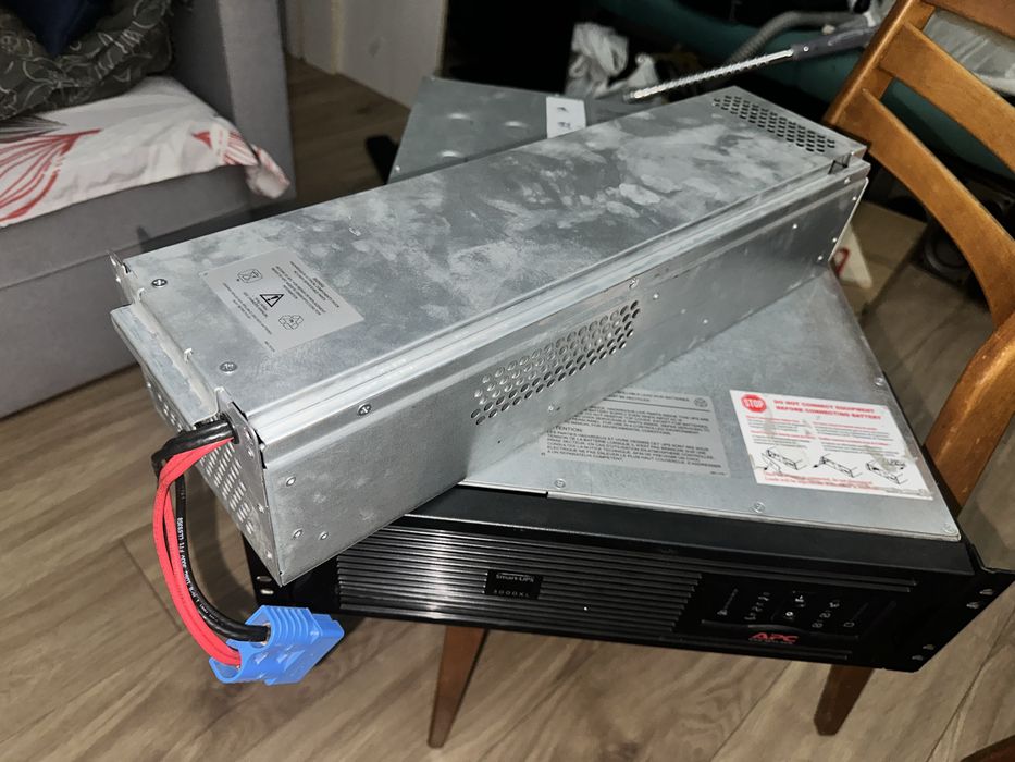 Продам безперебійник APC 3000,APC 2200,APC 1500 інвектор,перетворювач