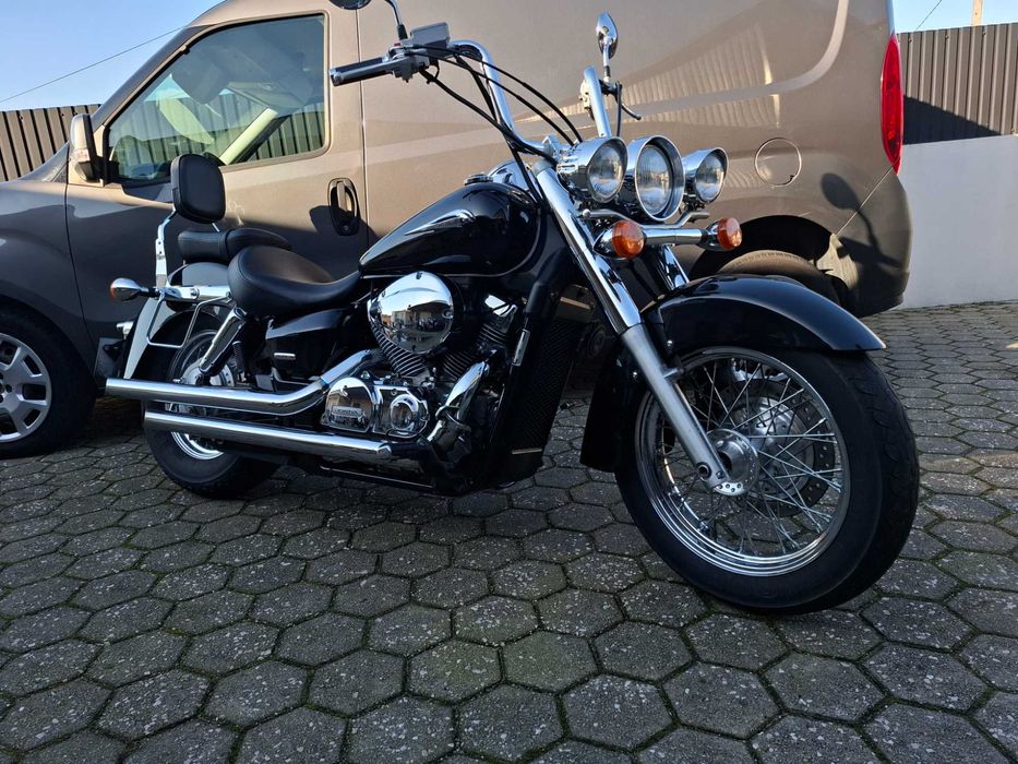 Honda shadow 750