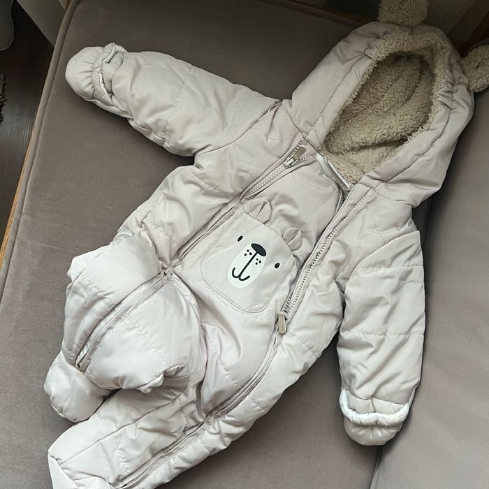 Комбінезон + теплий конверт, шапочки в подарунок