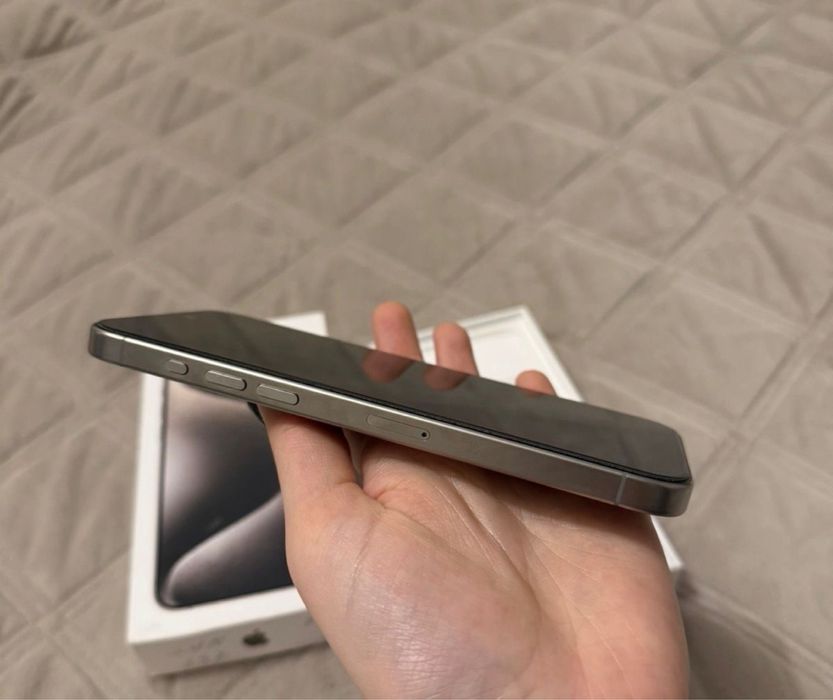 Айфон 15pro max titanium 256mg,Iphone Срочно