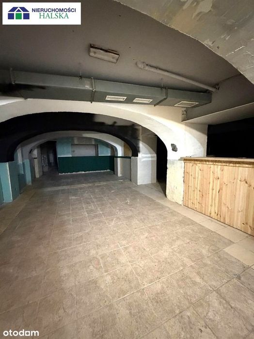 Lokal Usługowy 160m² W Centrum Oświęcimia