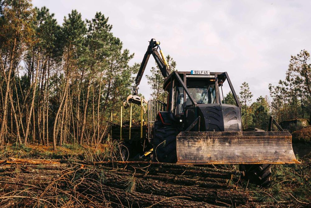 Valtra 170cv C/Reboque Costa R16