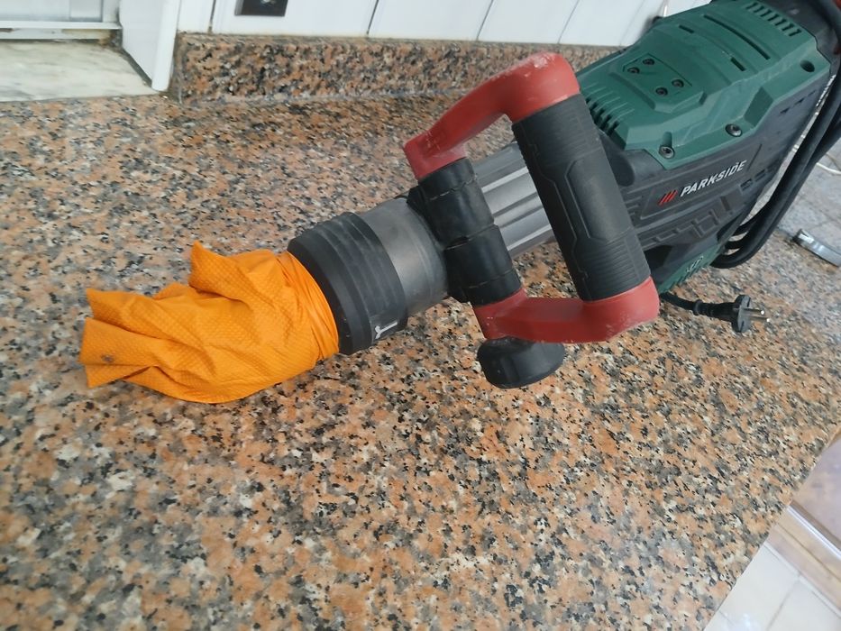 Martelo demolidor Parkside PAH 1700 C4