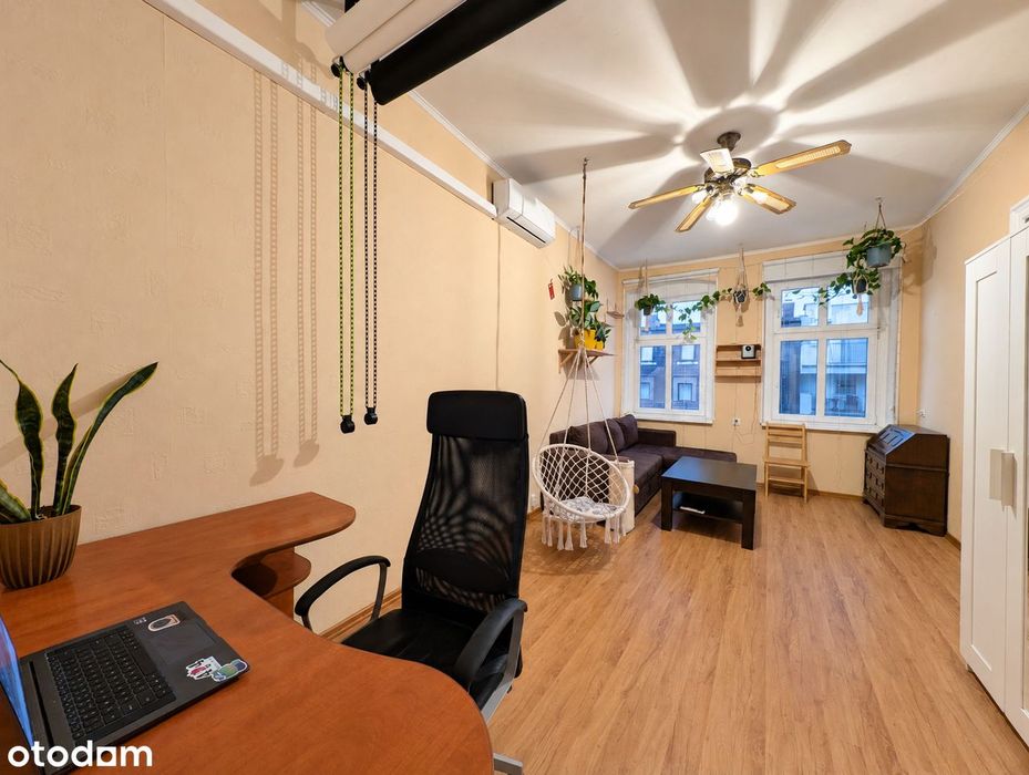 Klimatyczne 40 m² w kamienicy | Klimatyzacja | Kino domowe