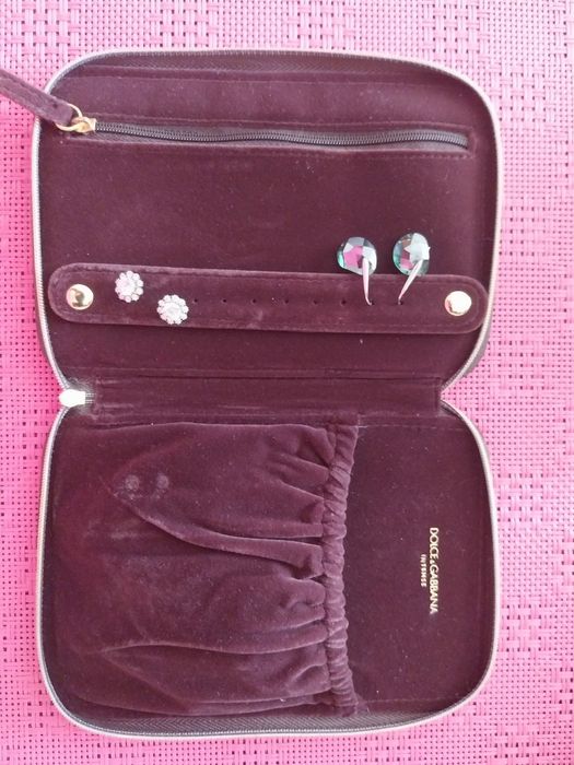 Dolce &Gabbana etui na biżuterie