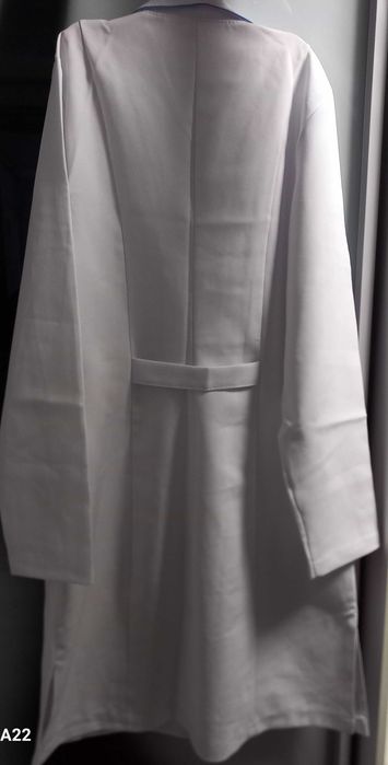 Мед.халат і головний убір.