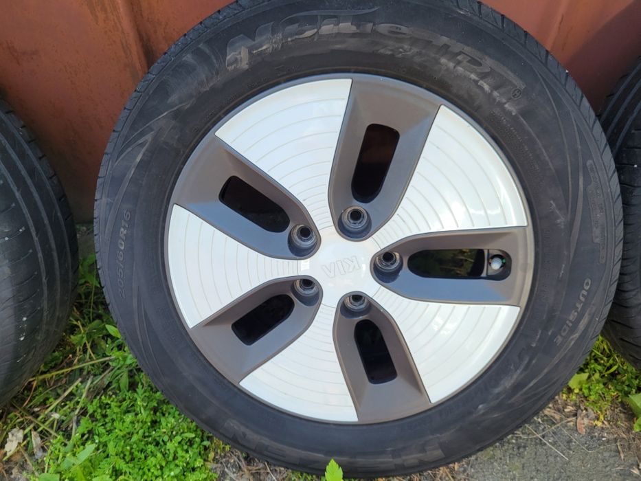 KIA SOUL  5+114.3 Електро