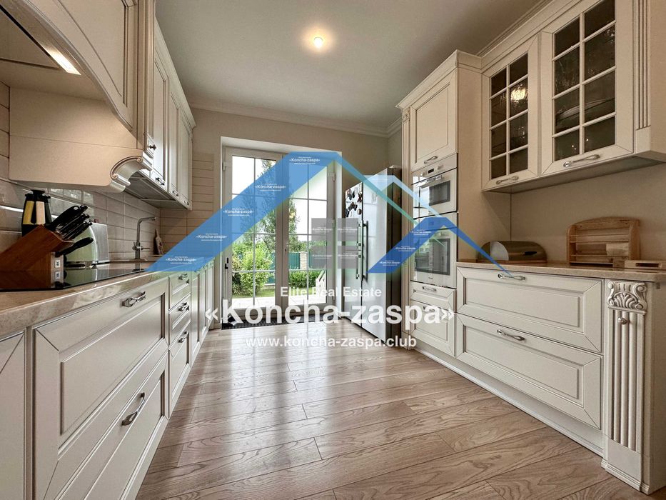 Козин. Конча Заспа. Аренда дома с выходом на воду