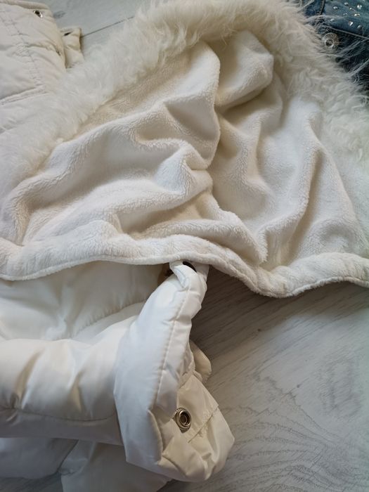 Guess kurtka, bezrękawnik,kamizelka+gratis 2 spódniczki