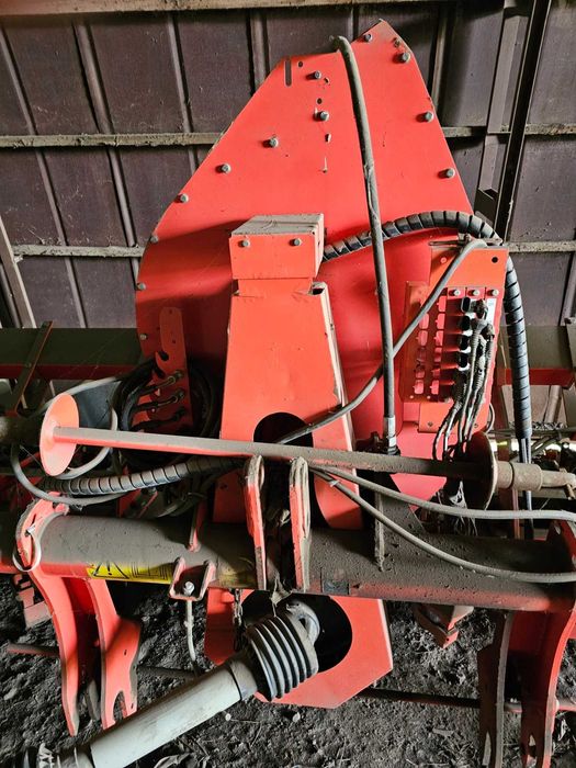 Сівалка Kuhn Planter 3M 600 8-рядкова