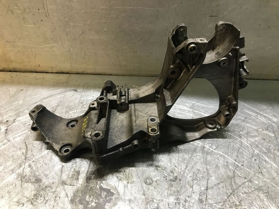 APOIO / SUPORTE DO ALTERNADOR RENAULT LAGUNA / ESPACE / MASTER 2.2DCI