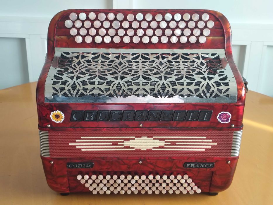 Acordeão Crucianelli Piermaria