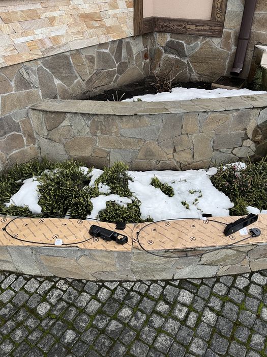 Трос фіксатор Audi