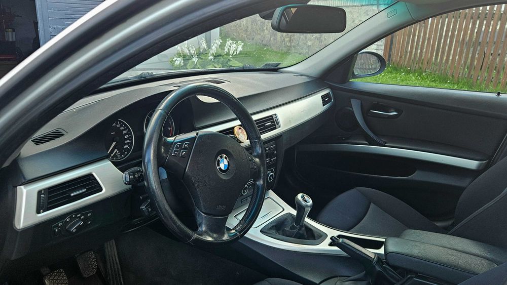 BMW E90 320d 163 KM