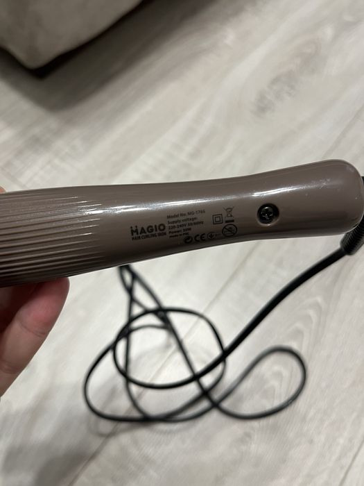 Плойка конусна для локонів Magio 19 мм