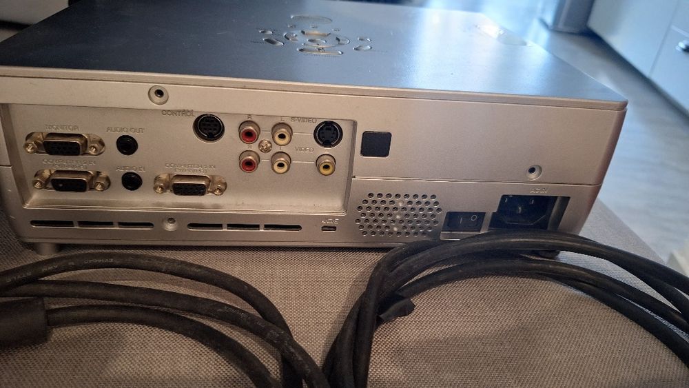 Projector de vídeo Toshiba