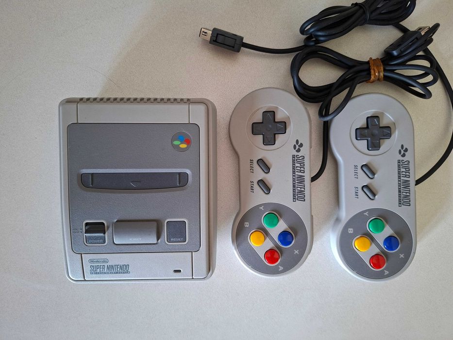 Nintendo Classic Mini Super Nintendo SNES *Em caixa*