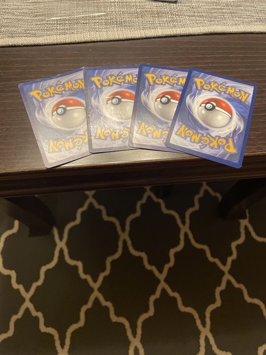 Karty pokemon 4 szt