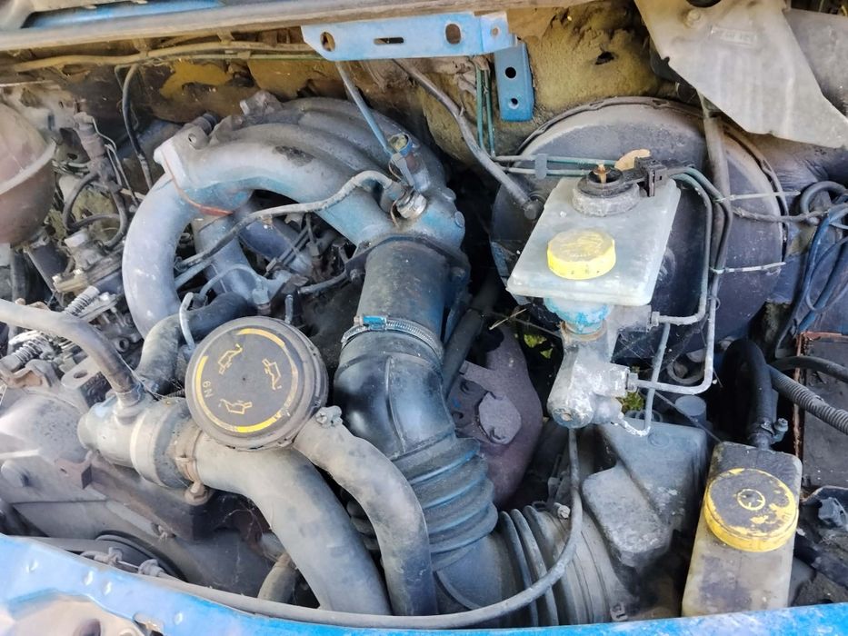 Silnik Ford Transit 2.5 i skrzynia