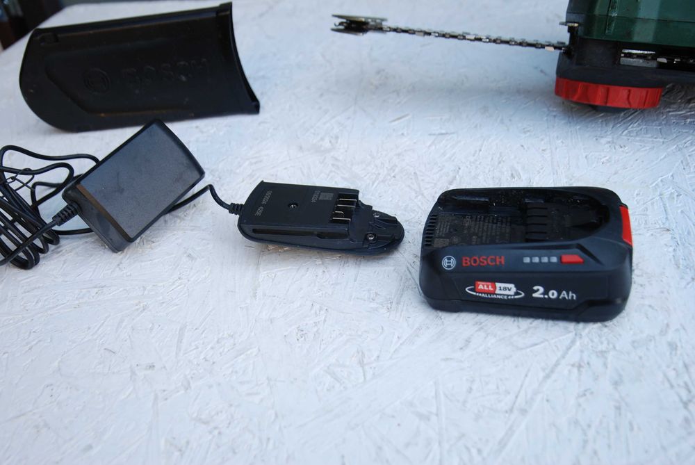 Piła łańcuchowa Bosch 18V