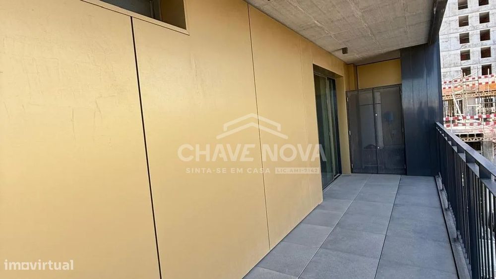 Apartamento T0 Novo com Varanda e com piscina | Santa Marinha, Gaia