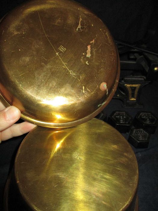 Balança de Pratos IBê 2 Kg em Bronze com Pratos