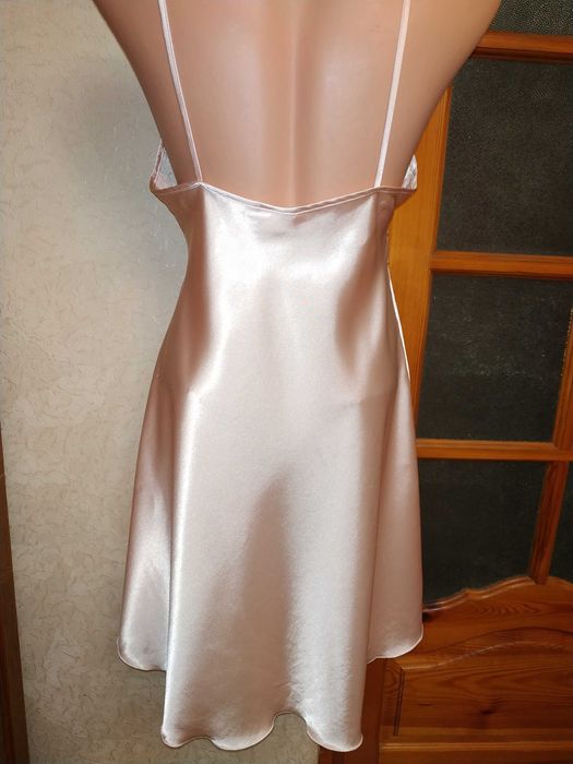 Эротический женский пеньюар нежно розового,персикового цвета 38 р