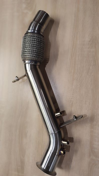 Даунпайп БМВ X1 E84 Ф30 Ф20 B47 Downpipe BMW X1 Е90 N47 HEAT SHIELD