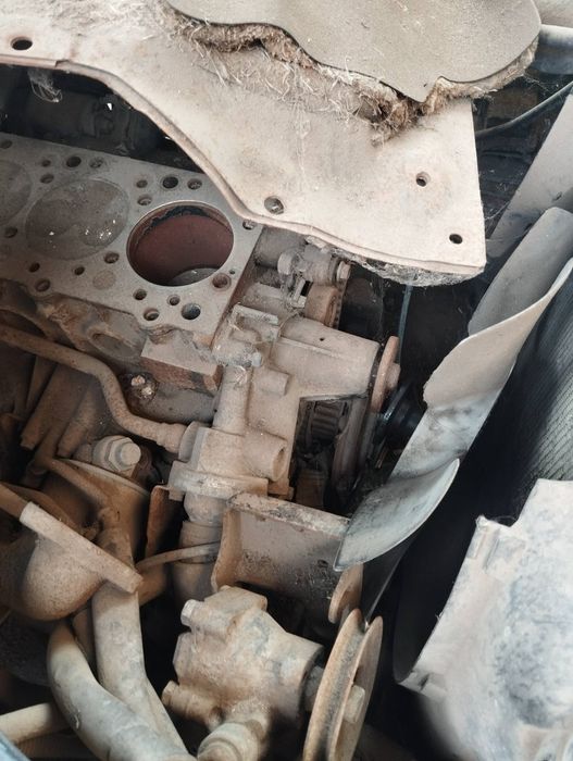 Продаю Hyundai H1 на запчастини