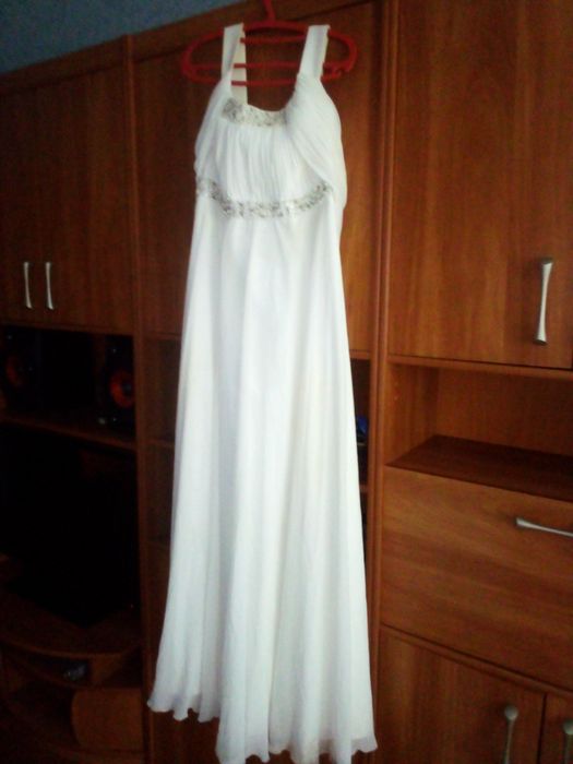 Продам весільну сукню