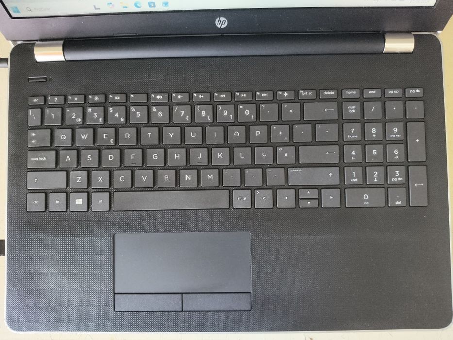 Portátil HP 15-bs007np