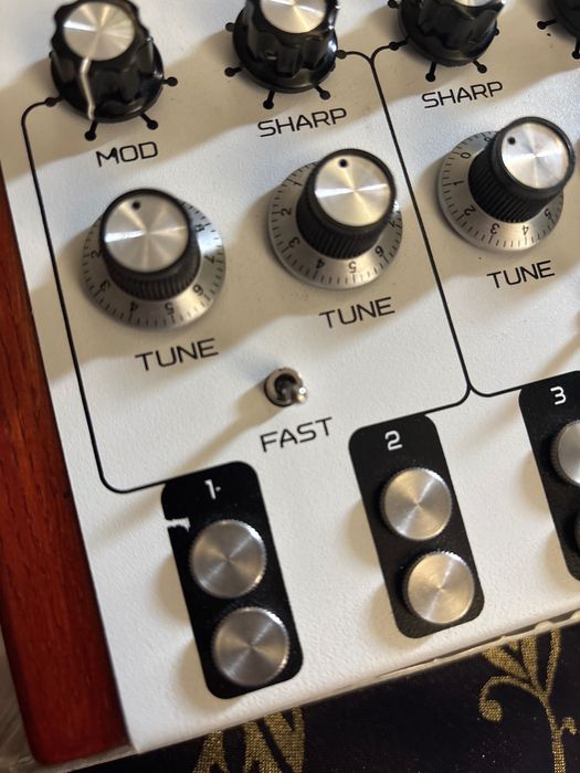lyra 8     Soma   organismic synthesizer