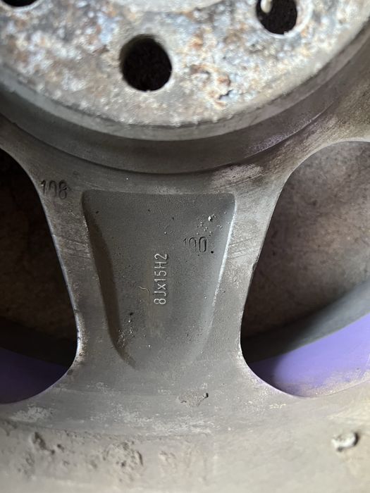 Диски Brock с классными параметрами R-15,4/100/108,ET-15,8J