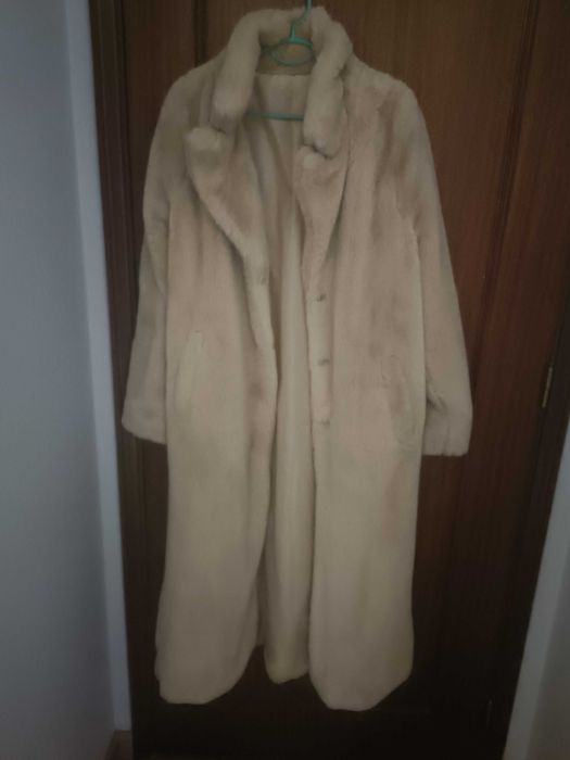Casaco pêlo comprido