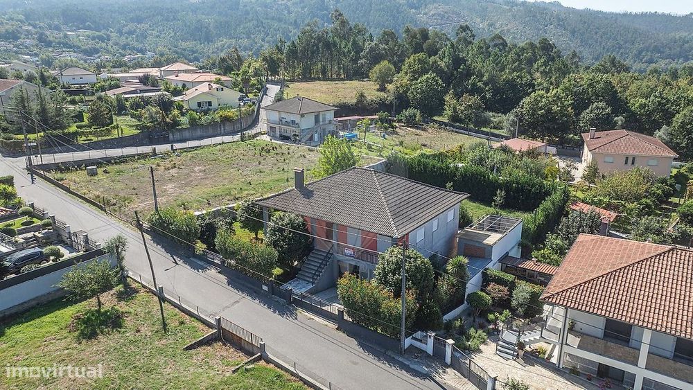Moradia T4 para venda