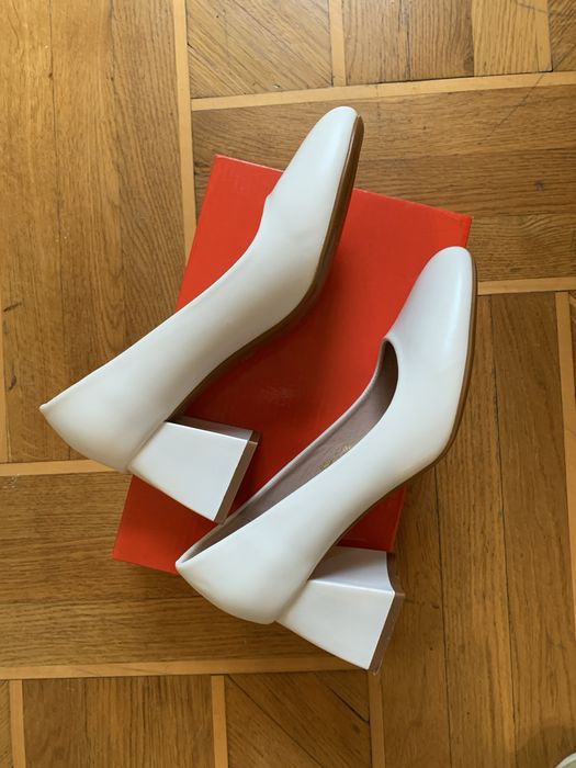 Туфлі жіночі білі весільні розмір 36