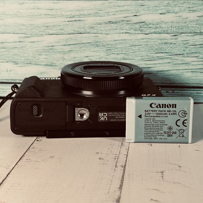 Canon G7X Mark III