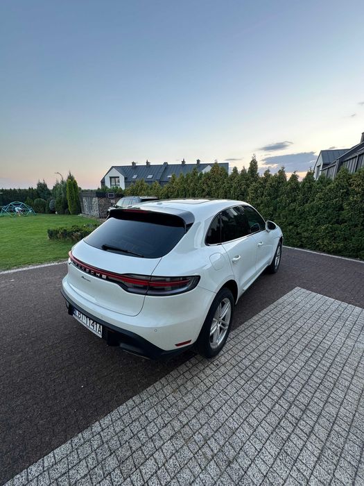 Porsche Macan 2022 rok