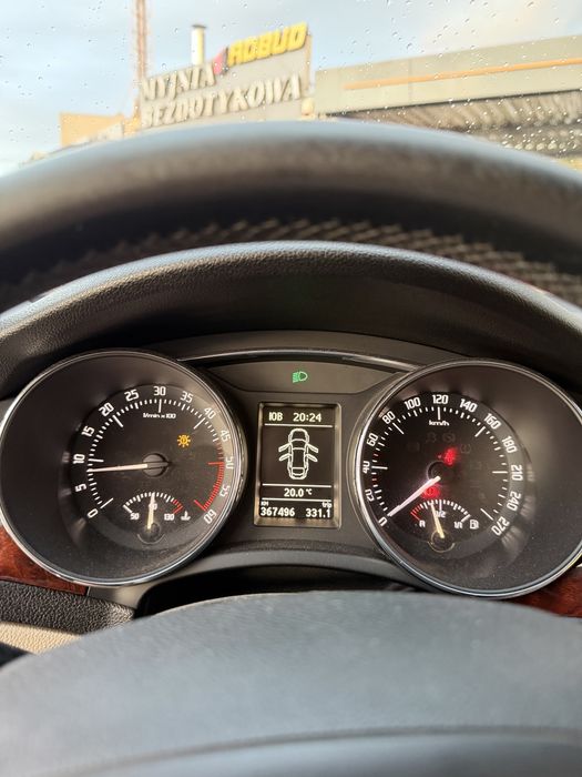 Skoda  Superb  2