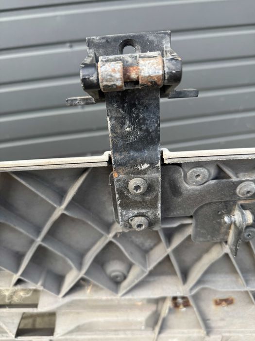 Maska ,atrapa ,grill  Daf XF 105
