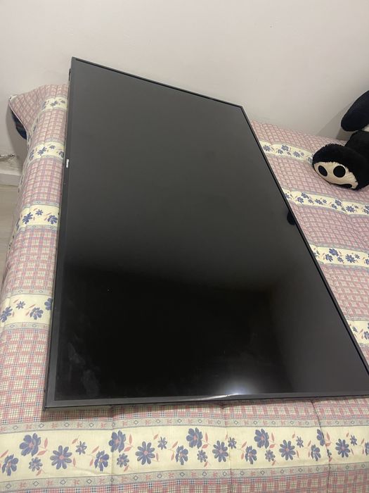 Televisao Inteligente com cristais danificados