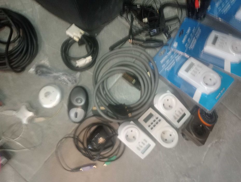 Zestaw płyt CD-R dvd-rw zasilacz kable router mega zestaw