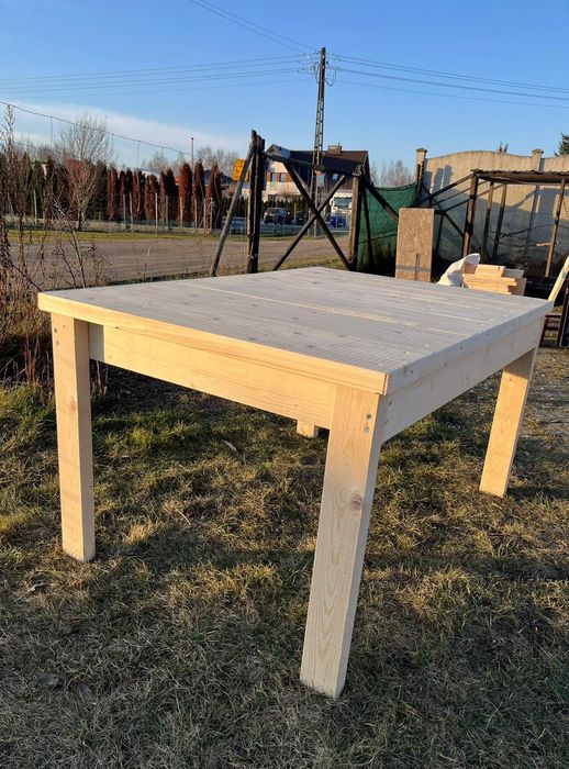 Meble ogrodowe- stół na działkę,ogród