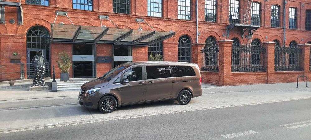 Transport na lotniska wynajem aut z kierowcą - Luksusowe VIP TAXI ŁÓDŹ