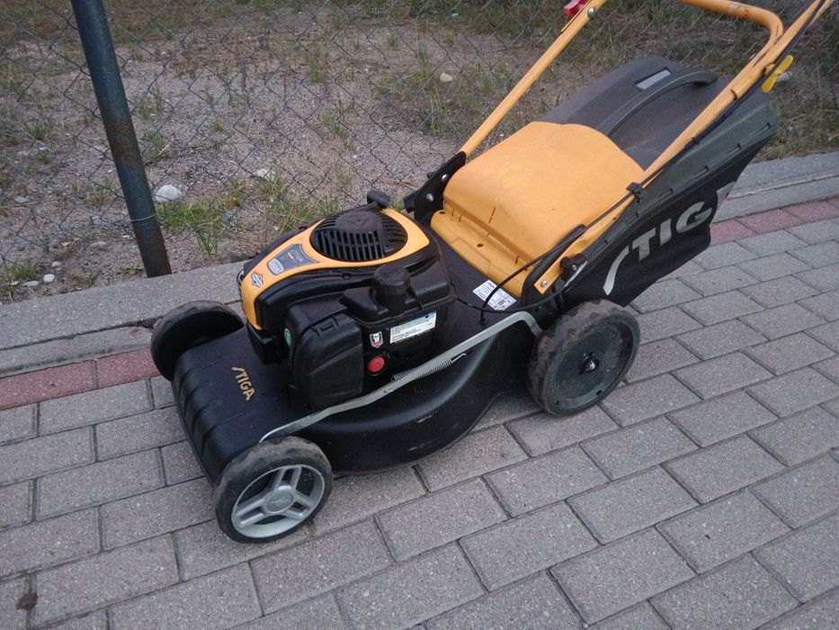 Kosiarka spalinowa Stiga 48cm Briggs 4KM napęd kosz