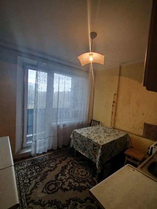 Продам однокімнатну квартиру вул.Заболотного 128.