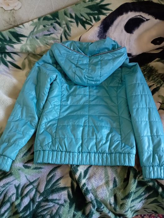 Женская куртка, 42 размер